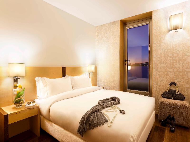Hotel Hf Fenix Urban 4*